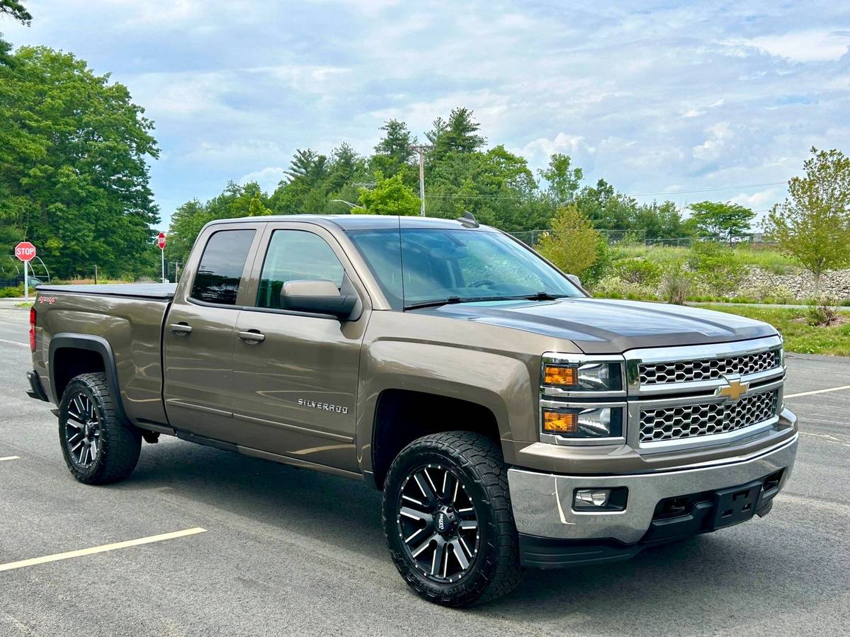 2015 Chevrolet Silverado 1500 LT - Photo 4