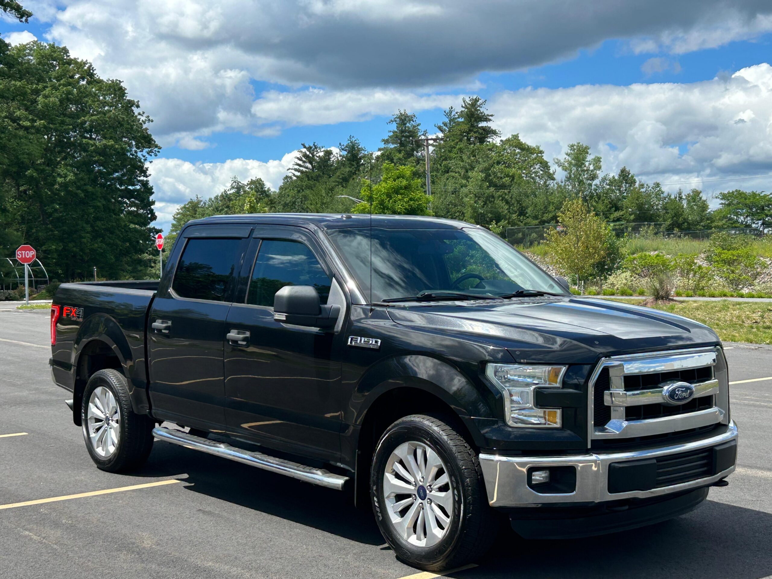 2015 Ford F-150 XLT - Photo 4