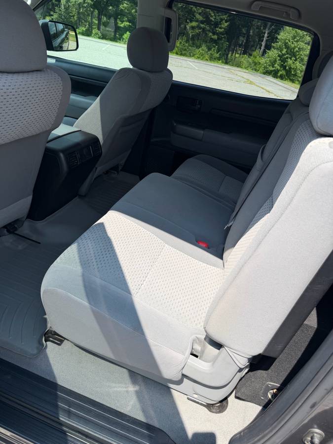 2011 Toyota Tundra Tundra Grade - Photo 9